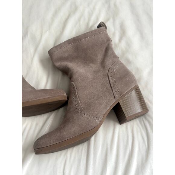 White Mountain Sz 8 Bernata Taupe Brown Leather Heeled Slouchy Booties Boho Chic - Picture 2 of 8